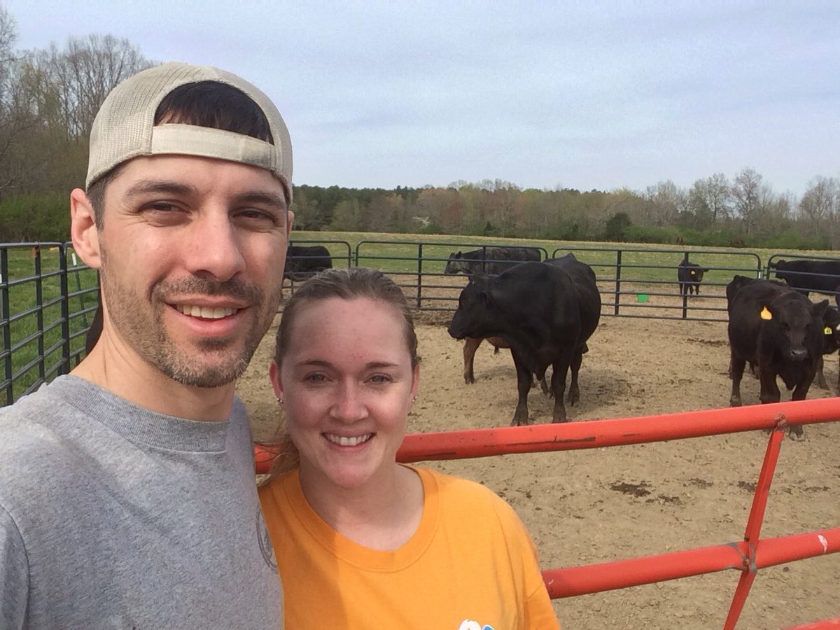 NiswanderFarms's tweet photo. I am so proud of this woman. Just a few years ago she didn’t any knowledge of farming or cattle, now she is a certified Master Beef Producer and knows how to care for cattle safely. @TNMAGICMOMENTS #masterbeef #farmwifemywife @utextension @TNAgriculture https://t.co/ZSJKSrBEI2