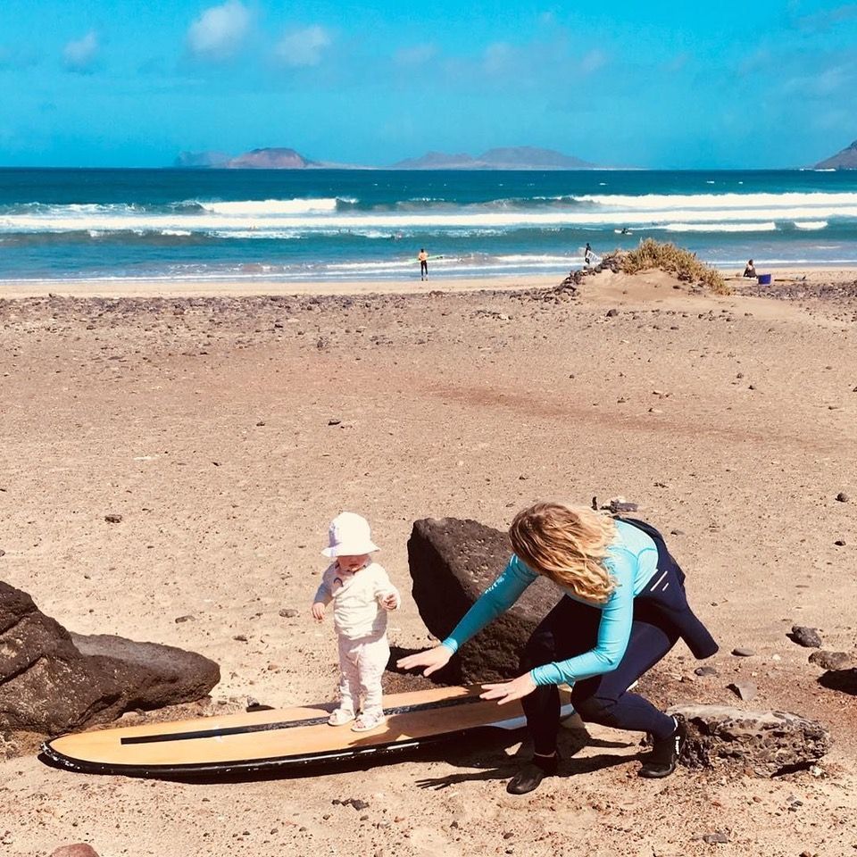 AllConMedia's tweet photo. SURF TRIP! 🚨🏄🏼‍

Our girls are heading down to St Agnes this weekend for the @finisterreuk women’s wetsuit tester workshop. They’ve been putting the suits through their paces this winter, keeping toasty and warm in waters in the UK and abroad. https://t.co/4aVBKDSN8x