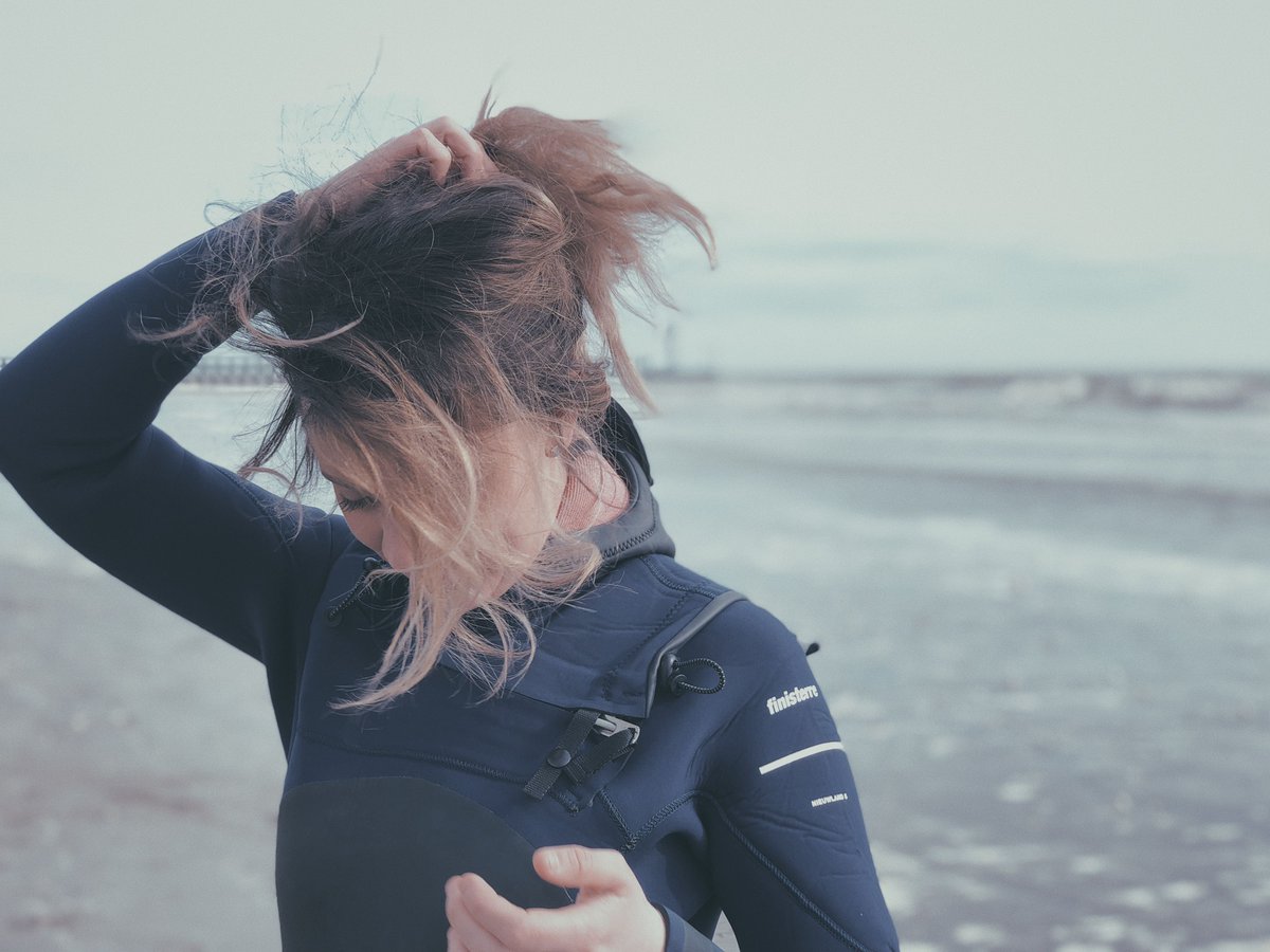 AllConMedia's tweet photo. SURF TRIP! 🚨🏄🏼‍

Our girls are heading down to St Agnes this weekend for the @finisterreuk women’s wetsuit tester workshop. They’ve been putting the suits through their paces this winter, keeping toasty and warm in waters in the UK and abroad. https://t.co/4aVBKDSN8x