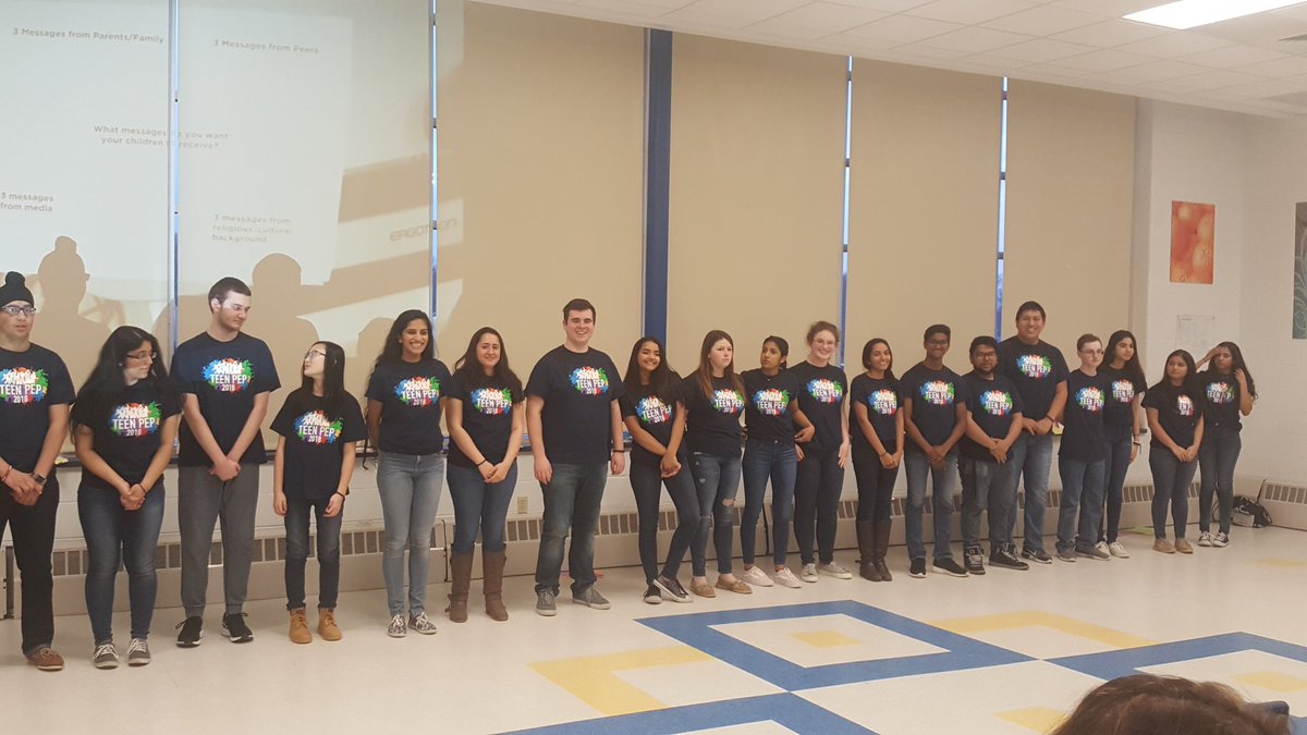 HHS_Classof2020's tweet photo. Thank you Teen Pep, Mrs. Brower &amp; Mr. Holsten for organizing an excellent workshop for parents on how to have safe &amp; healthy discussions about sex with their teens. https://t.co/WLkxUdjS47