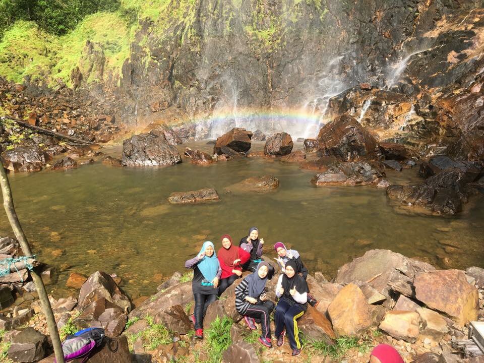 air terjun pelangi sungai lembing