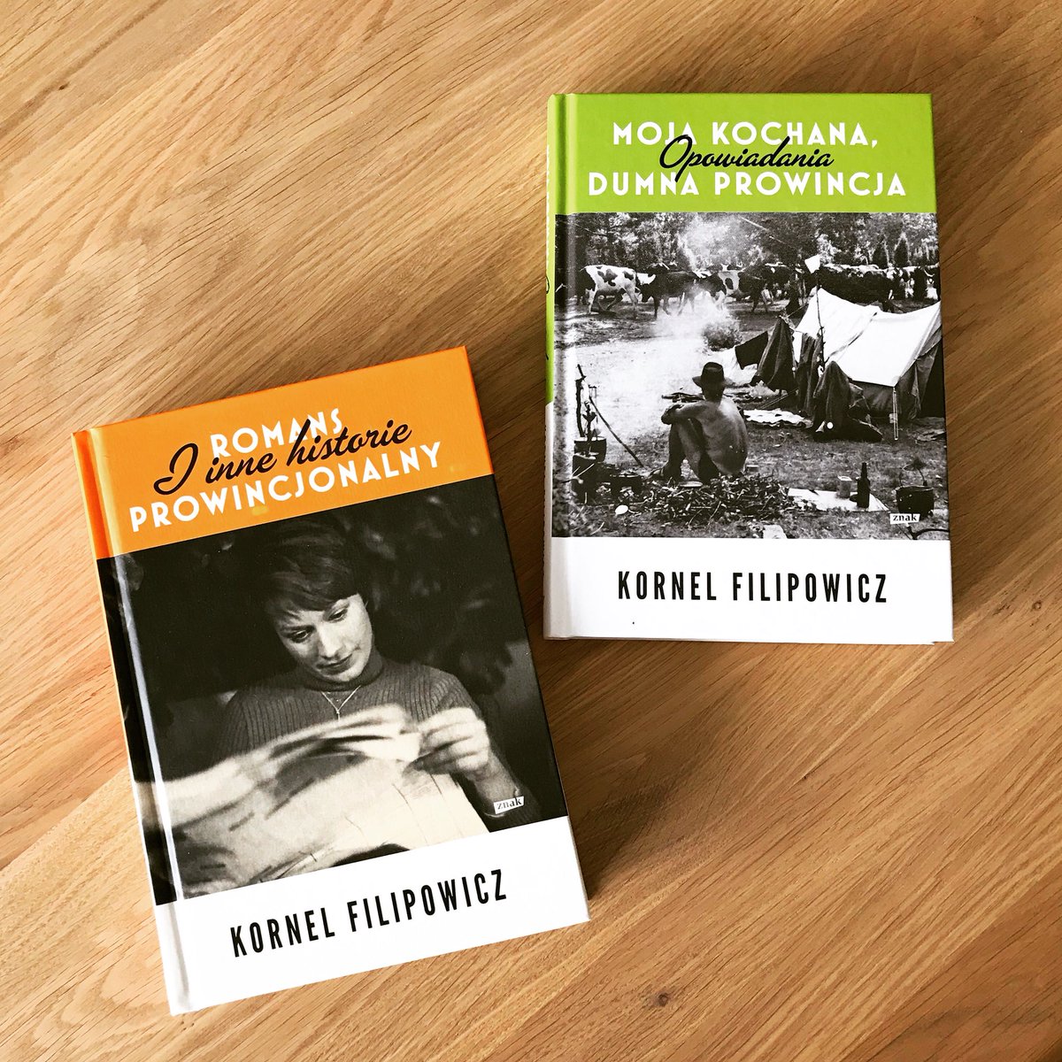 melechow's tweet photo. Prowincjonalne historie wg Kornela #Filipowicz’a. Po prostu samo życie, ale jak opowiedziane! Pozytywnie, delikatnie, spokojnie, z finezją.

#mustreadPL #readlist2018pl https://t.co/55qybviA27