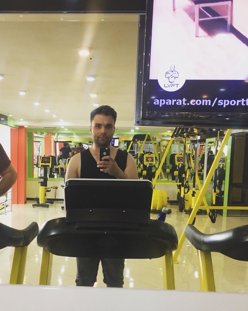morteza_shah707's tweet photo. .
#friday
#power_time
#sport_time
#Bodybuilding_time
#trx_time
#power#Bodybuilding#trx https://t.co/inGhhW21xE