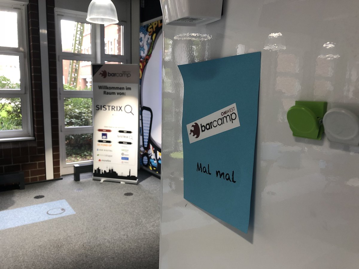 Onkelmamu's tweet image. Bergfest. Nach vielen guten Vorträgen eine der wichtigsten Erkenntnisse des heutigen #OMWest Barcamps ... #sistrix #morefire #mindshape
