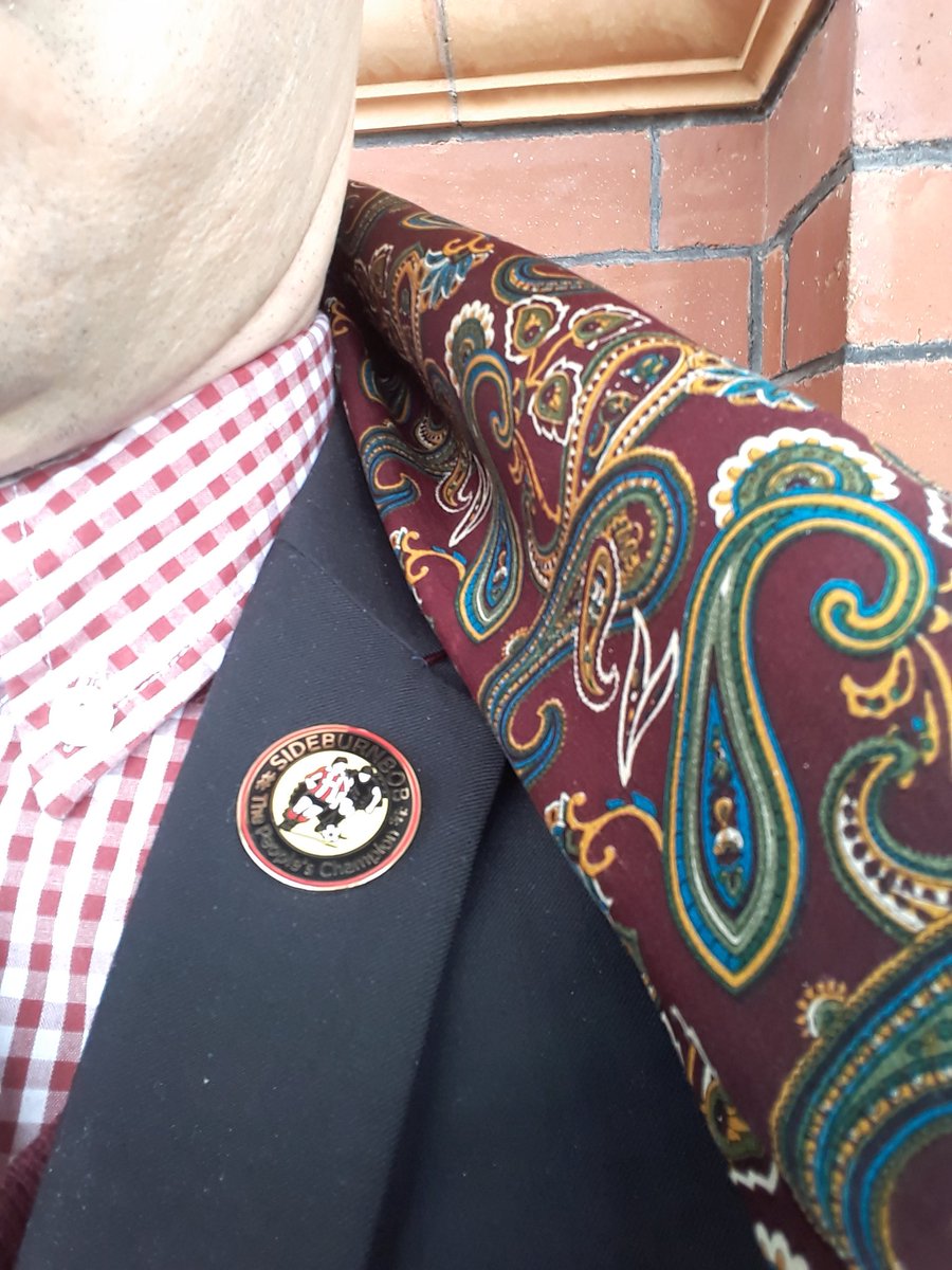 Sideburnbob1's tweet photo. #bobtastic looking smart on @EducatedLeftFt ๐๐๐ https://t.co/53ausYgWIX