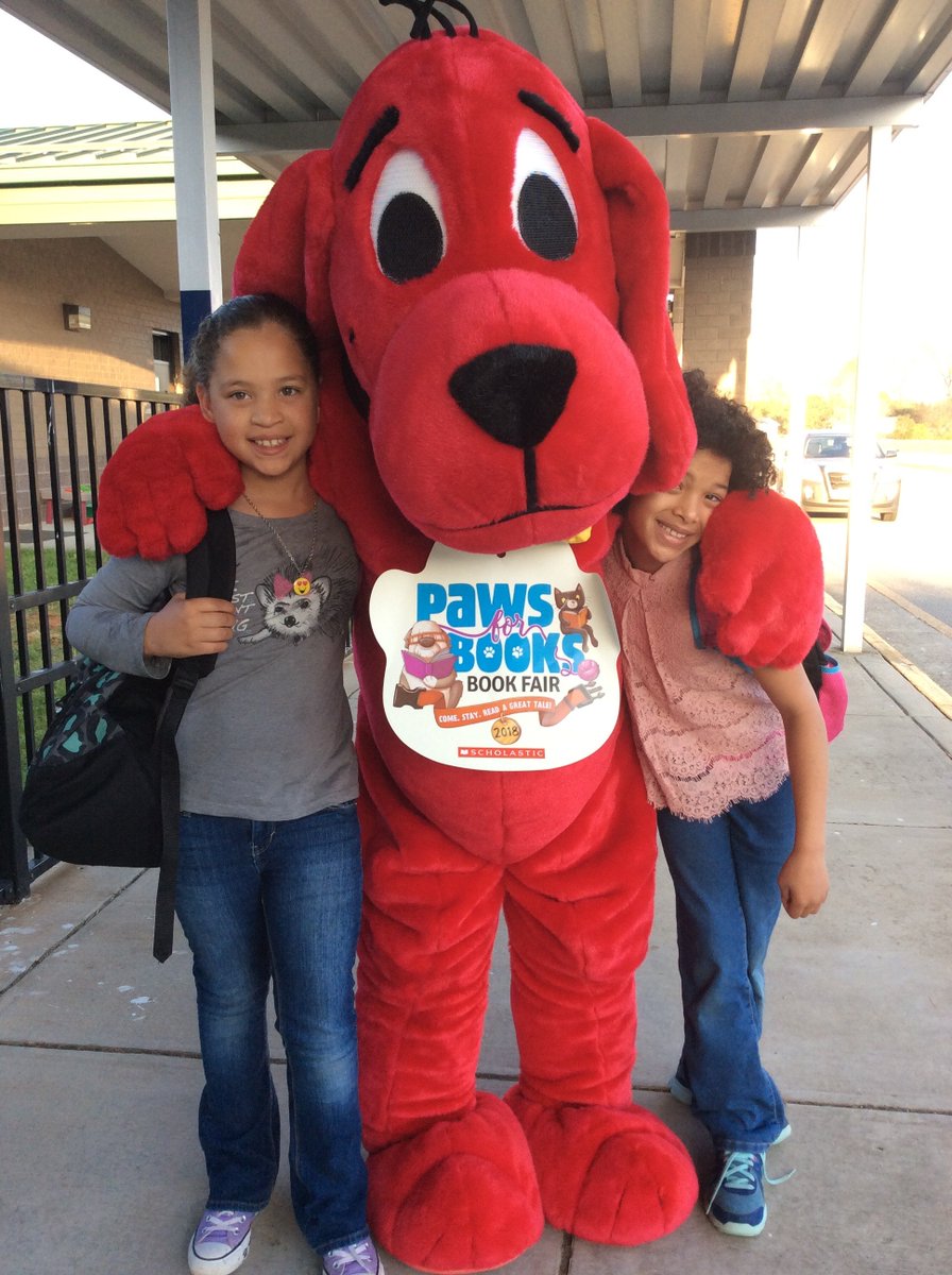 SLMCLeonard's tweet photo. Students are delighted by a surprise visit from Clifford this morning.  Book Fair opens Monday, April 16th.  COME! STAY! READ A GREAT TALE!
@dcsnc @leahmleonard @sedley1 https://t.co/OQrGzy1MH6