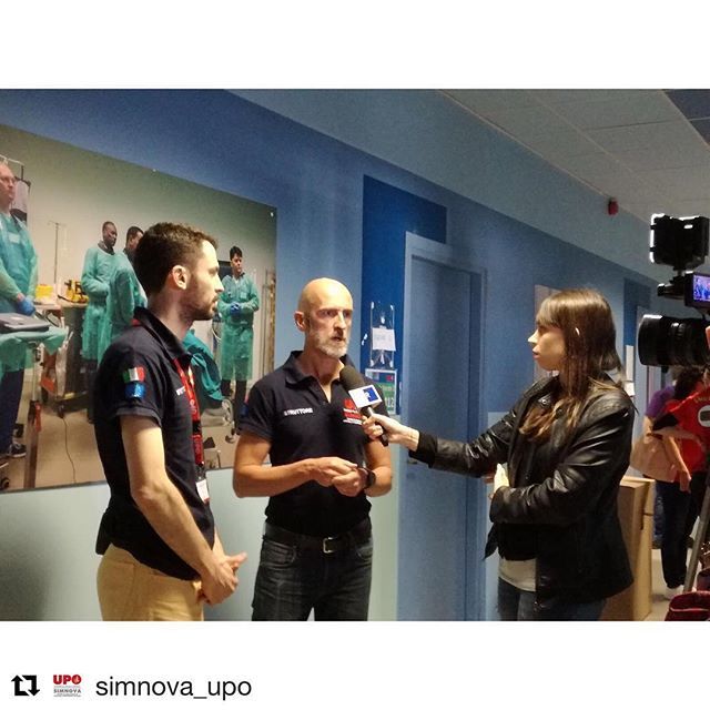 UniAvogadro's tweet image. SimCup, secondo giorno

#Repost @simnova_upo with @get_repost
・・・
#simcupitalia2018 - Day 2
I dott. Luca Carenzo e Pier Luigi Ingrassia, ideatori della #SIMCUP, ai microfoni #RAI. ift.tt/2EIKot4