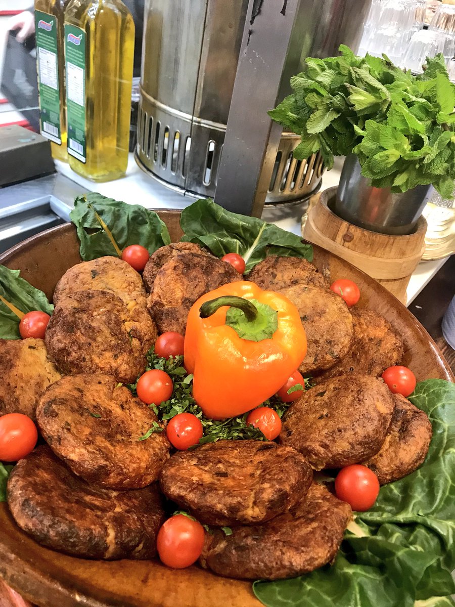 CafeMoorLeeds's tweet photo. Ma’akoudah It’s Algerian potato cake #algerian #streetfood #leedsmarket #Kirkgate https://t.co/hygd0mvYxg