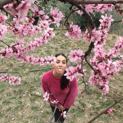 Jenifferloppez's tweet photo. #NuevaFotoDePerfil https://t.co/EJG5Fy5gcA