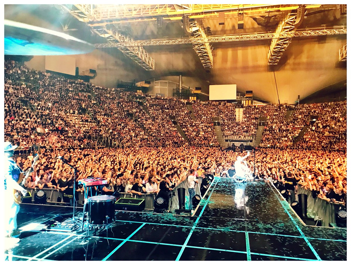 DanielPlatzman's tweet photo. That was epic Munich! Thanks for going absolutely nuts with us. https://t.co/NTuDl4BnRQ
