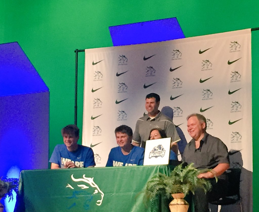 ReedyBaseball's tweet image. Congrats to Allen and Jacob Smith for signing with @CiscoBaseball1 #ReedyPride @RHSFrisco