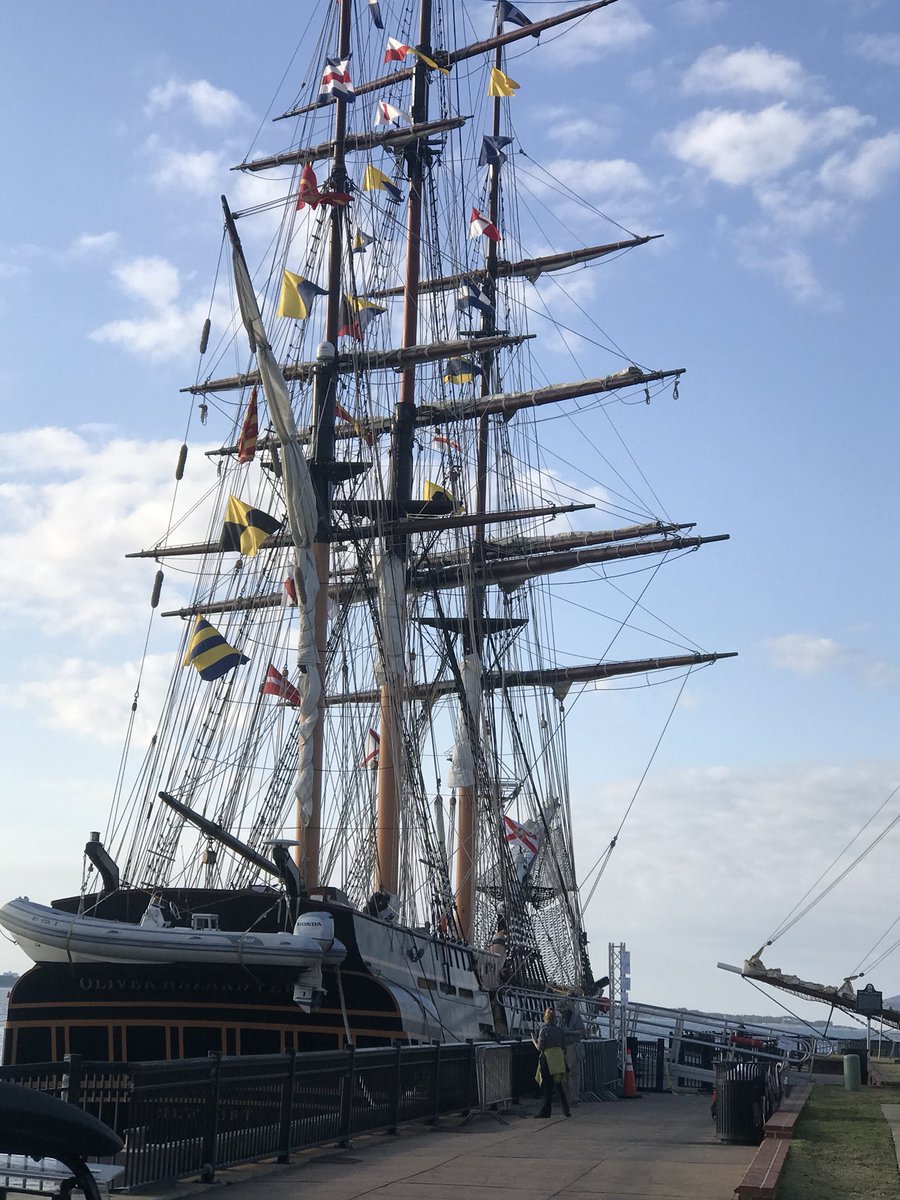 beccacevedo's tweet photo. Pirates in Pensacola #paradeofsails https://t.co/NKQoLWiQ5I