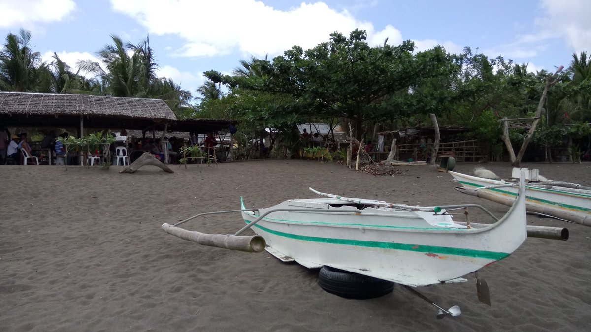pama_pil's tweet photo. Triggeredt by the planned casino in Boracay?

You might want to get shookt w/ the permanent closure of 5 fishing brgys displacing more than 15, 000 fishing families in Sariaya, Quezon for the construction of San Miguel Corp. coal-fired power plant &amp; an oil depot.

#SaveOurShores https://t.co/9hT8nG2pax