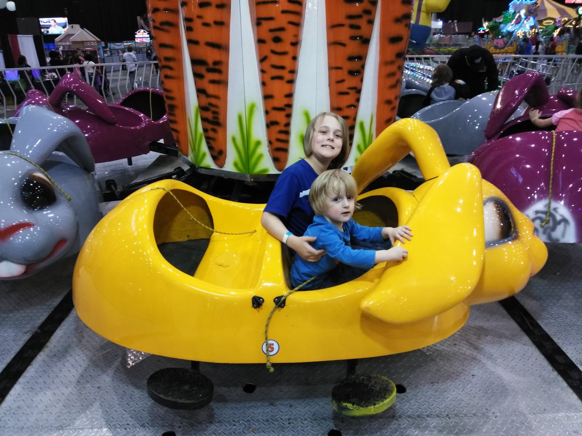 Momma2LDRC's tweet photo. @DaveandBusters Thank you for sponsering RMH at the IX Indoor Amusement Park. We had an amazing time! It was a wonderful blessing! We can't wait to use our coupons!! https://t.co/CTJwvjf8aE