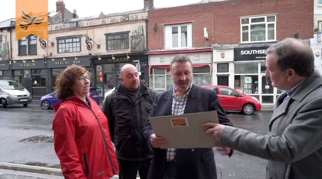 portsmouthld's tweet photo. Our #ManifestoForChange vid: https://t.co/kN9GwPut7O #Portsmouth #Southsea just click and see #PositivePlan https://t.co/vd6taNmnow #community #LibDem #WorkingHardAllYearRound 😊 https://t.co/DwsBeaJRFC