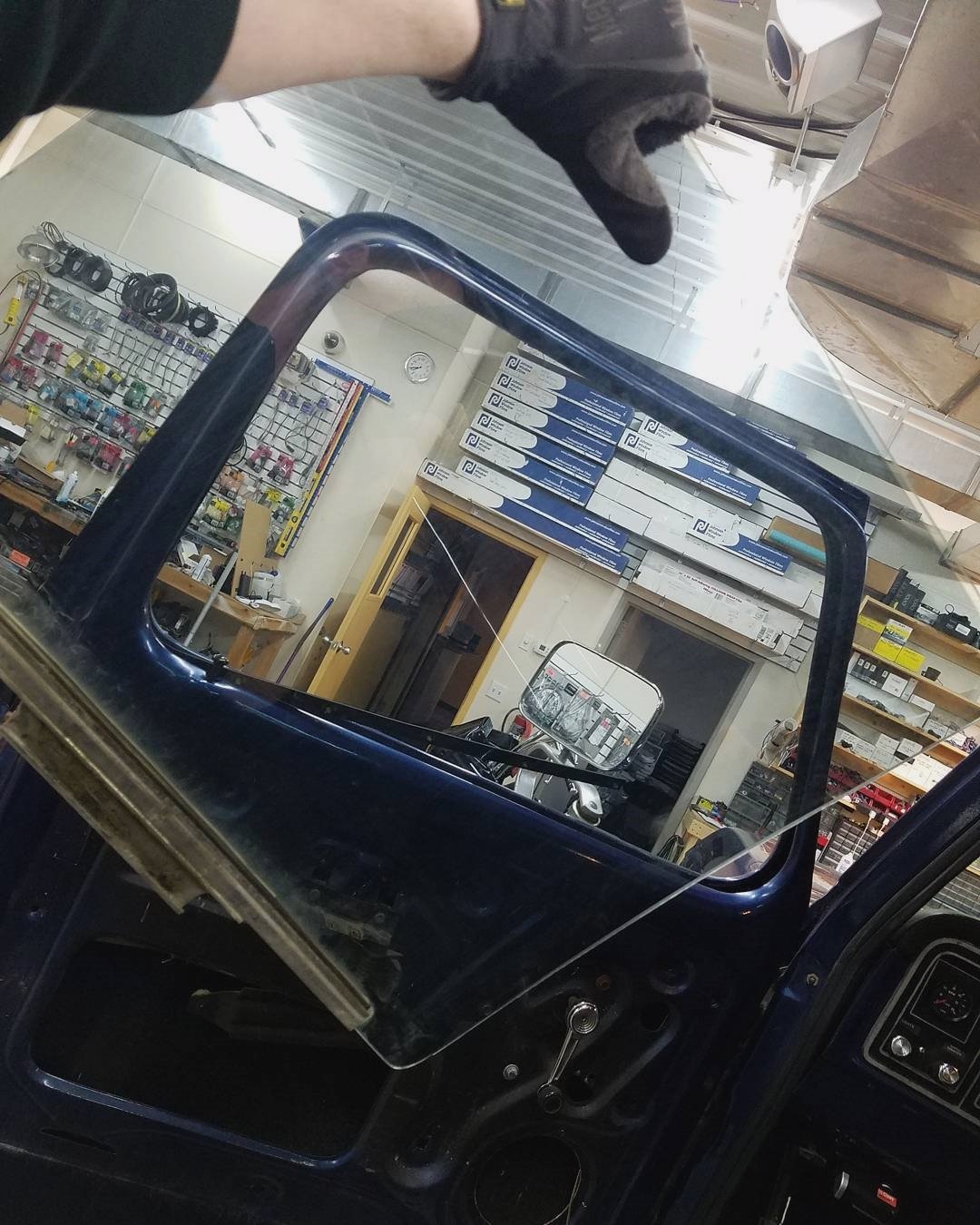 Car Stereo Fargo on Twitter "When in doubt, take the window out