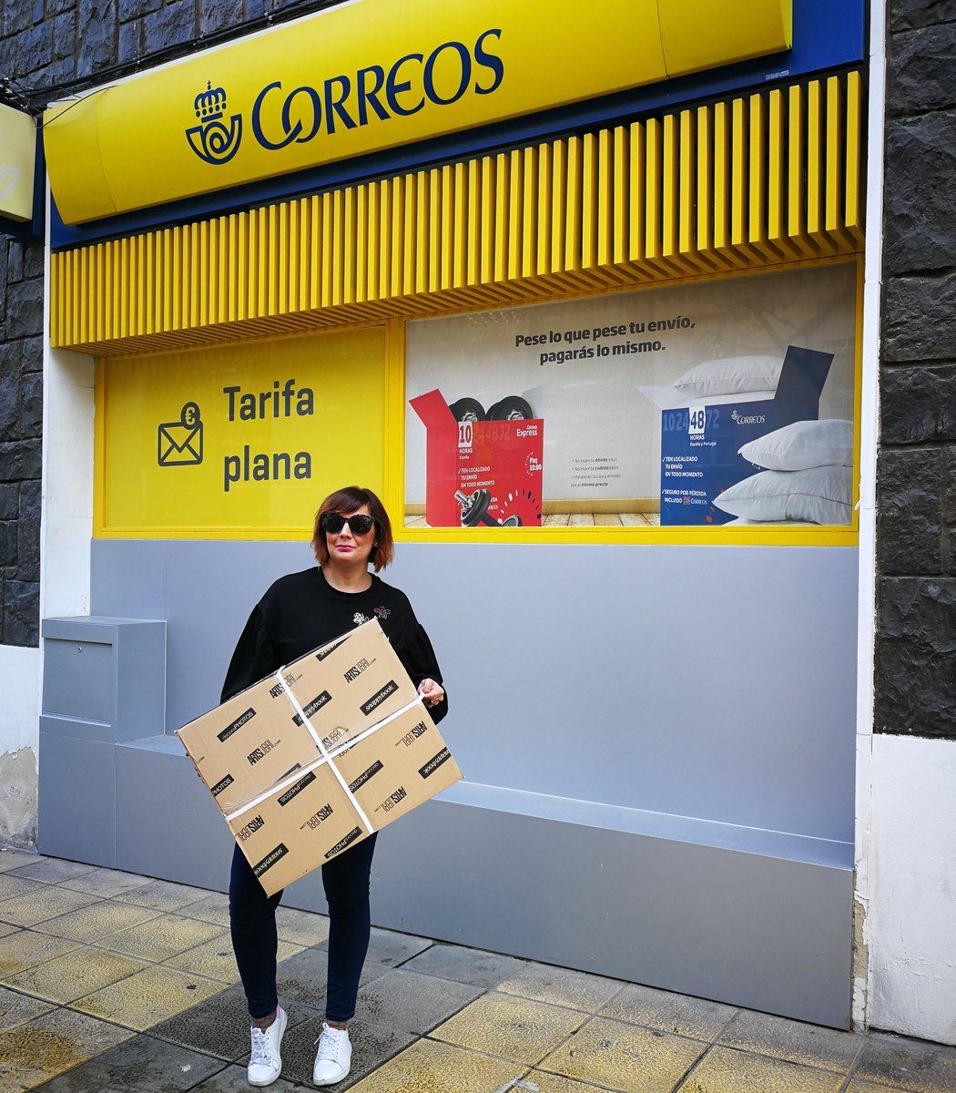 masqueropa's tweet photo. Tiriririi #Viernes13 y viene cargado de planes y sorpresas ¿que tal va el tuyo? Yo ya con ganas de entregar mi sorpresa de @snappybook 💖💖💖 #regalospersonalizados #Zaragoza #snappybook https://t.co/Y0mJS1yHKB