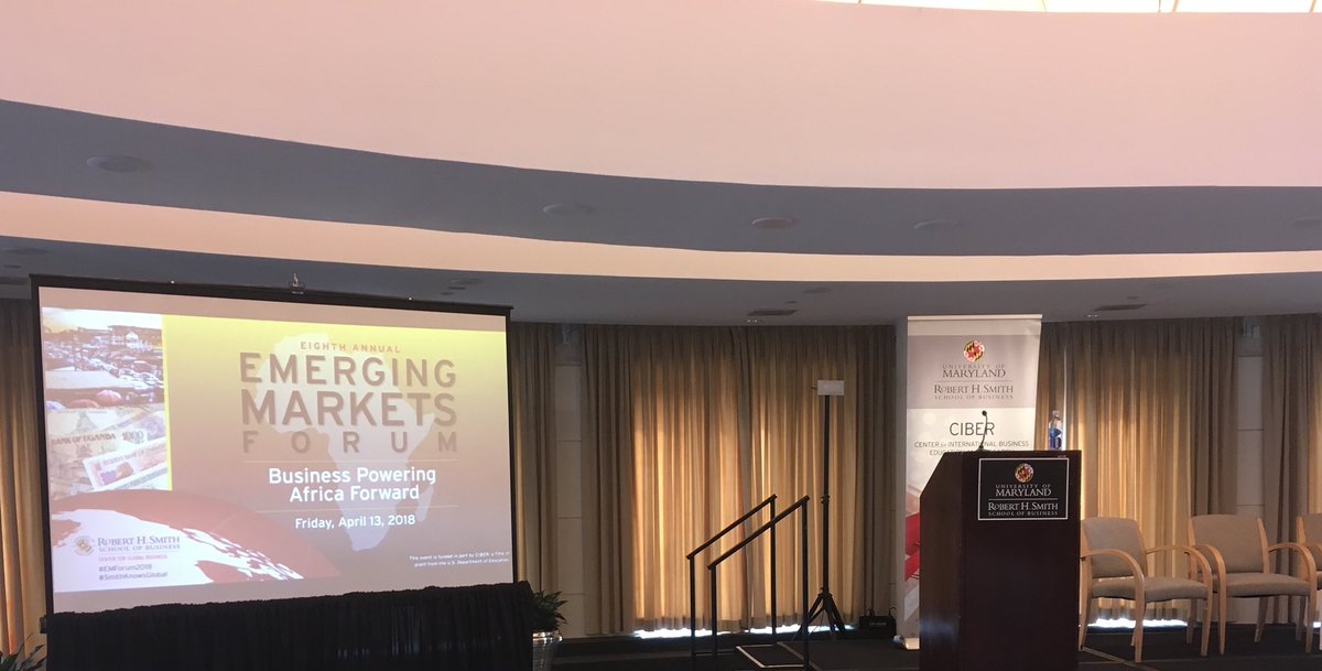 QuiaCle's tweet photo. #EMForum2018...#SmithKnowsGlobal https://t.co/MzCq85AXWF