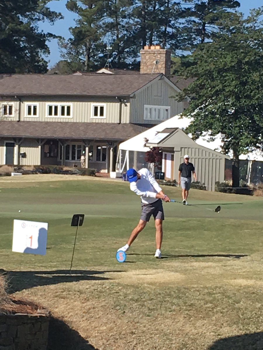 Freshman <a href="/AdrienPendaries/">Adrien Pendariès</a> off one tee to start the day. #stitchintercollegiate #gotime