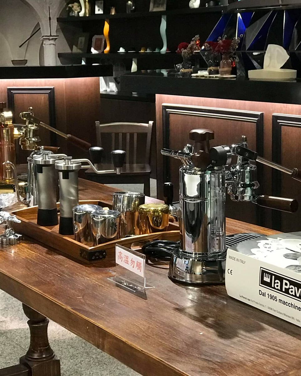 LaPavoni1's tweet photo. All set up for the La Pavoni world Championship in Taiwan!
Everyone is welcome to get the BB Prize !
.
#Championship
#lapavoni #lapavoniespresso
#levermachine #lever #coffee #ilovecoffee #coffeeoftheday #espresso #caffè #cafè #vintage #Italian #design #Taiwan #Taipei #bplus https://t.co/Eofe13W3NE
