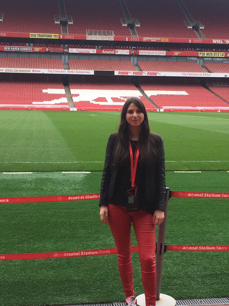 AngelinePiquery's tweet photo. Géniale cette visite du Stade @Arsenal ✨⚽️ https://t.co/vlnUAycxGE