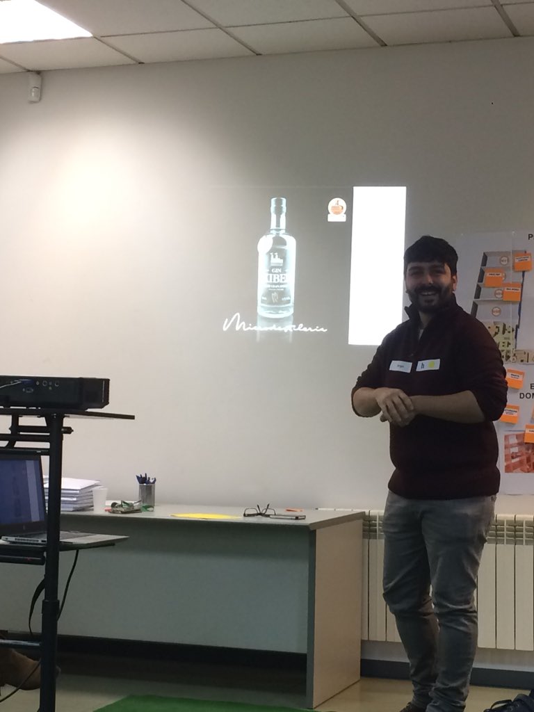 kikamperez tweet media