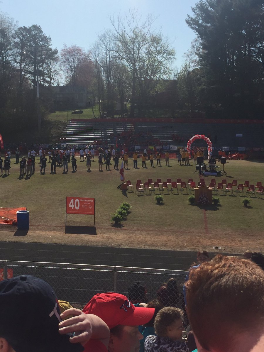 sjoynerpayne's tweet photo. Surry County Special Olympics  let the games begin! https://t.co/cUgEYjnvnH