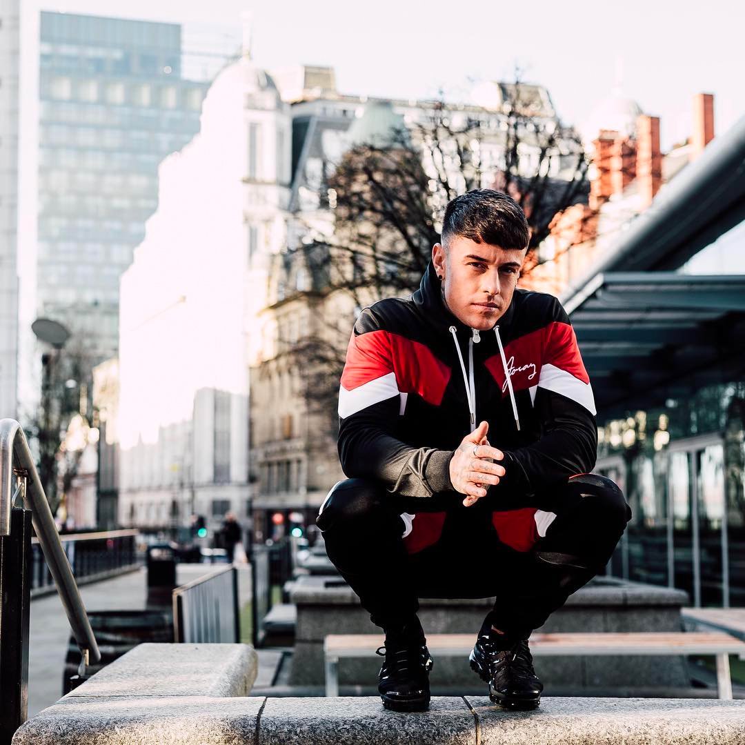 Shop our £12.99 SALE now! Everything is flying out! Get some of the biggest brands for just £12.99 with delivery from £2 - Shop now eliteattire.co.uk/product-catego… 🔥