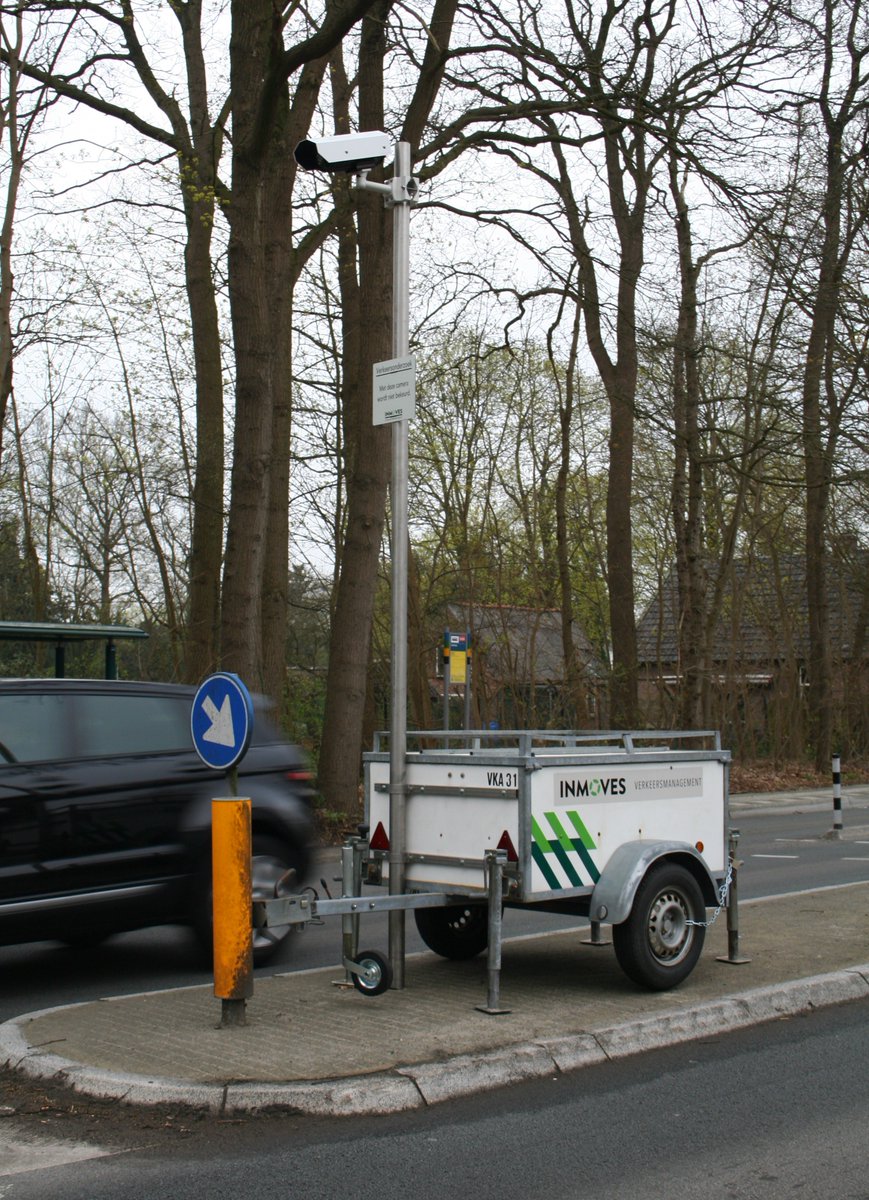 inmoves_nl's tweet photo. Zo, de kentekencamera's zijn weer verwijderd van de N303. Nu nog de resultaten van het onderzoek verwerken. https://t.co/eQ9EpODyFe