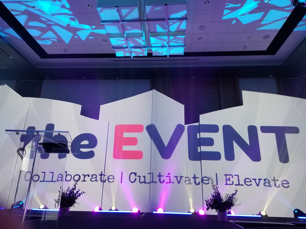DGC_Wilson's tweet photo. I've got the best seat in the house for #theevent https://t.co/JXKB568bPE
