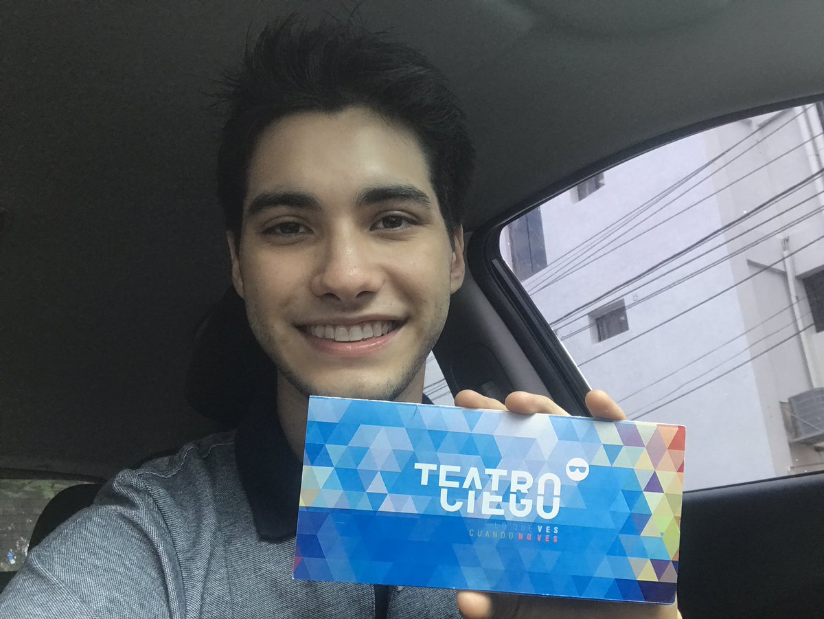 acholaterza's tweet photo. Gracias amigos de #TeatroCiegoParguay por la invitación!! https://t.co/QT2283DqOe