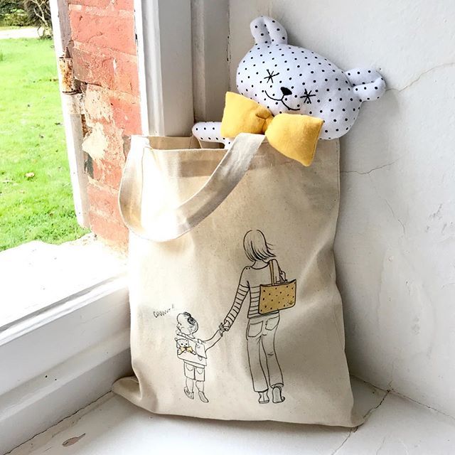 ✨DÉPART EN VACANCES✨
Tote Bag ✔️
Doudou ✔️
Let’s gooooooo 🙃
#mapremierebox #mamanplusmois #totebagmensuel #doudourene #totebagdavril #vacabcès
