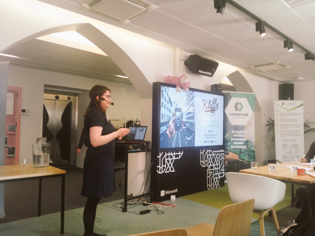 kliffaa's tweet photo. Cities are full of empty spaces and we have the solution! @Pilvimaari pitching in the #GTCHEL18. Great job! #spaceasservice #peertopeer #circulareconomy https://t.co/qxyRGhWqYy