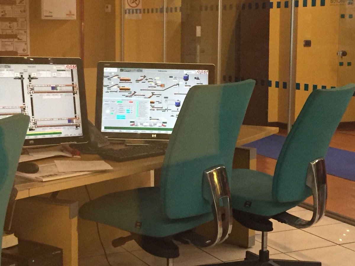 SicabItalyChina's tweet photo. The #SEPB has visited the Malagrotta urban waste treatment and gassifier plant in #Rome Regulatory and technical approaches are pivotal for #china as an emerging economy.
#sicab #capacitybuilding #environmentalprotection #energefficiency #wastetreatment https://t.co/SezgbaN9Sp