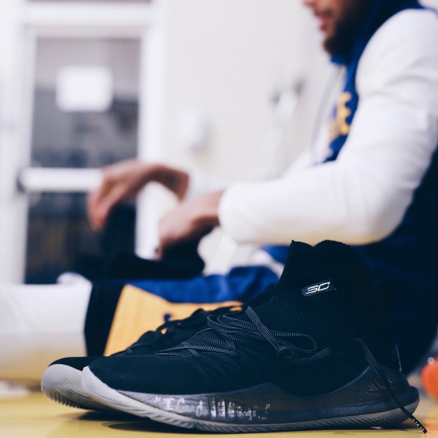 スーパースター ステファン カリーのバッシュの特徴を調べてみた Clutchtime