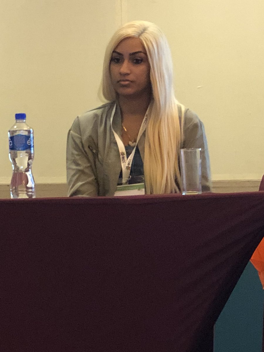 ji_foundation's tweet photo. @julietibrahim speaking on social media training for patient organizations at #ikcc2018 #KidneyCancer #julietibrahimfoundation https://t.co/r8eKsvXuTJ
