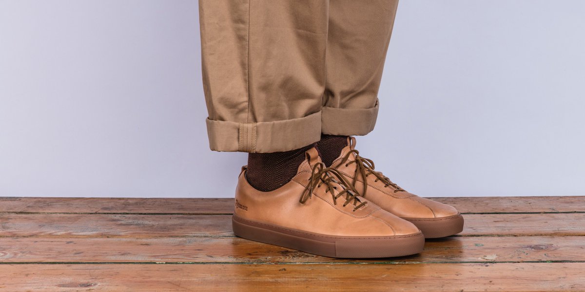 veg tan sneakers