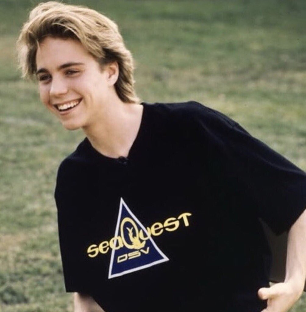 Happy birthday to jonathan brandis! a complete angel in every sense of the word. may he rest in peace 