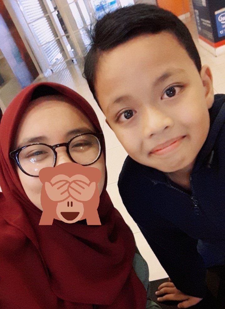 __mmimiymazri's tweet photo. @brgsjks Mimi nak tengok wayang dengan adik mimi sebab adik mimi sayang mimi dan mimi sayang adik mimi .Kami dapat jumpak masa sem break ja bagilah kami bergembira tengok wayang sama-sama #Ticket2Drive #GSCinemas https://t.co/pv7yLq9Sak