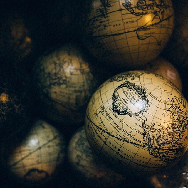 t_kelley's tweet photo. One of the things I love most about our design business is getting to work with clients from all over the world. Just in the last month we've collaborated with clients in Paris, Seattle, Ireland, Canada, Texas, and Florida! Can't wait to see where our next project connects u… https://t.co/FQYEJ4cymv