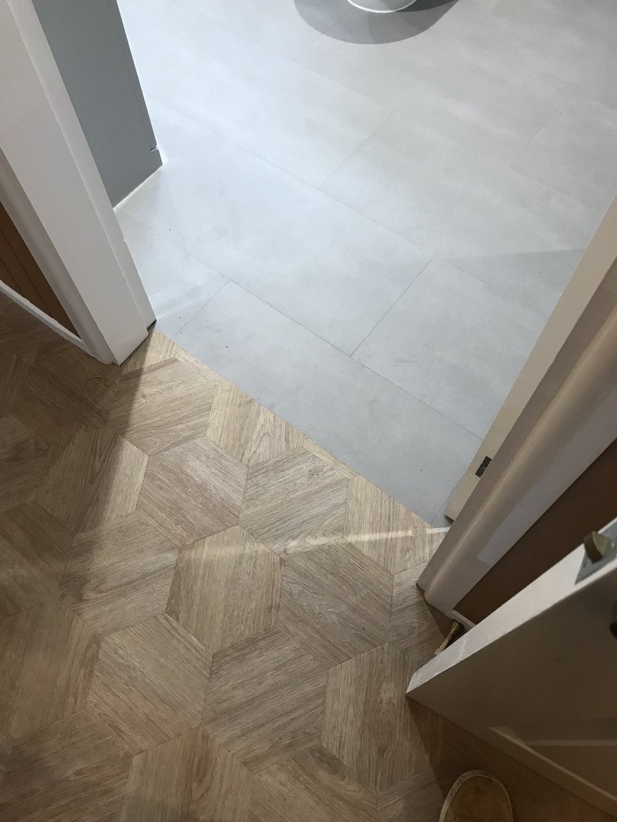 countyflooring's tweet photo. A nice combination geometric design installed today by the team @countyflooring using @ModuleoUK,#moods,#hexagons,#transform,#desertstone.
#nottinghamshire,#Nottingham,#WestBridgford,#Ladybay,#Cotgrave,#Valeofbelvoir,#Bingham,#Radcliffeontrent,#Ruddington.🤙 https://t.co/7Wyjjb0WTB