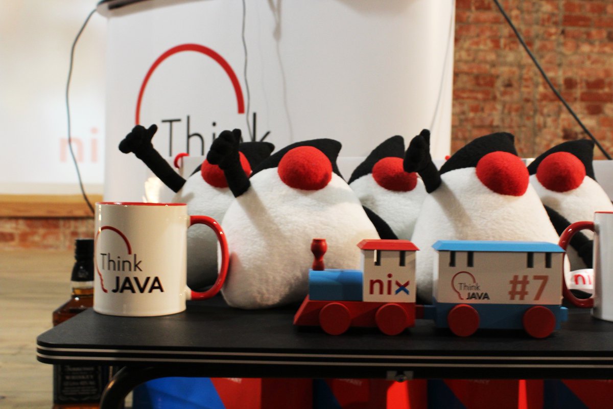 Think_Java's tweet image. Все получают подарки на Новый год. А наши спикеры — на каждой конференции! 😏

#ThinkJava #nixsolutions #JavaConferenceKharkiv
