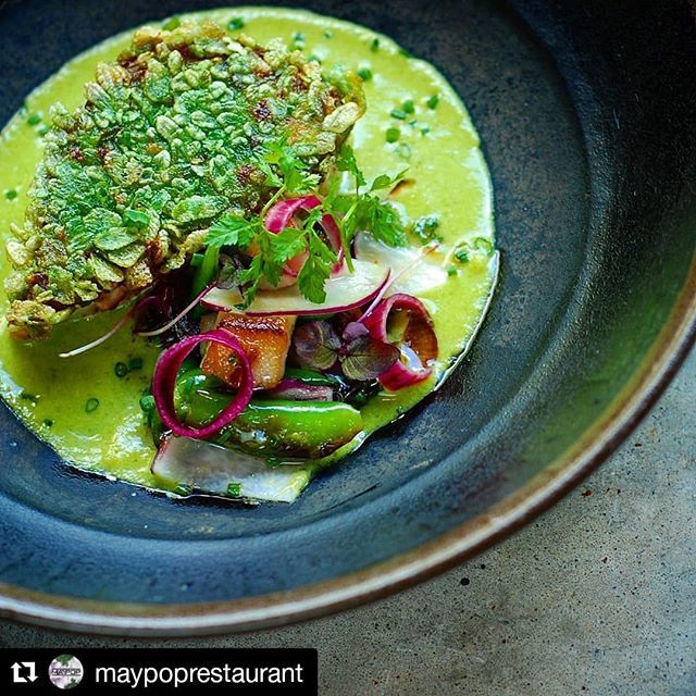 MGulottaNO's tweet photo. Gulf Wahoo in Young Rice Crust
Spring Onion Soubise
Crispy Hog Head, Charred Sugar Snap and Purple Kohlrabi Salad
#sprintime #springmenu #freshcut #gulfseafood #localhog #Louisianaproduce
#Repost @maypoprestaurant https://t.co/Iqsra0ABnM https://t.co/daGt7x5r7V