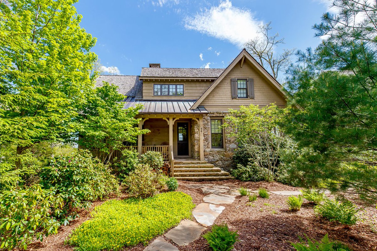 MountaintopClub's tweet photo. SOLD!  96 French Broad Lane.  Welcome to Mountaintop Golf &amp; Lake Club! https://t.co/UHrpUfhwsL