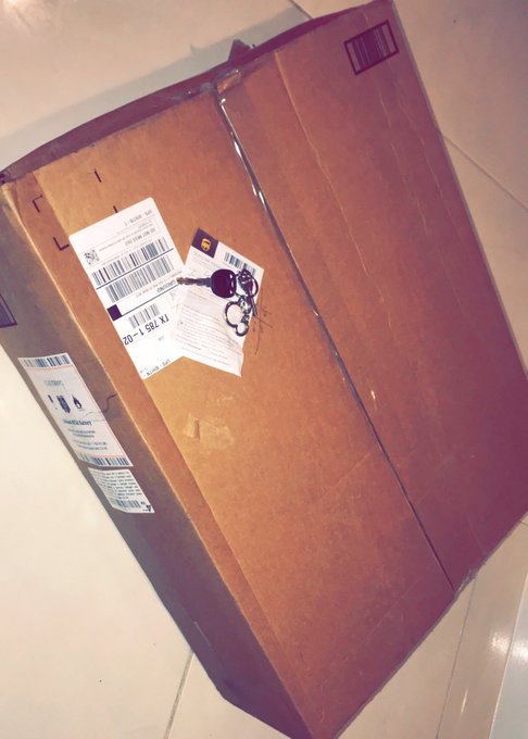 2nd Amazon gift this week 😩❤️ I have the sweetest subscribers ever! https://t.co/tKW65sM3GN<a href="/tag/mvcrush"class="tags"><span>#mvcrush</span></a>