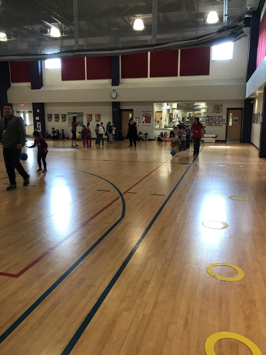 EdgewaterSDNJ's tweet photo. We had a great time at today’s #movemoreday at #GWEdgewater for @American_Heart Move More Live More campaign. It was a great day to move! https://t.co/Bv2636zito