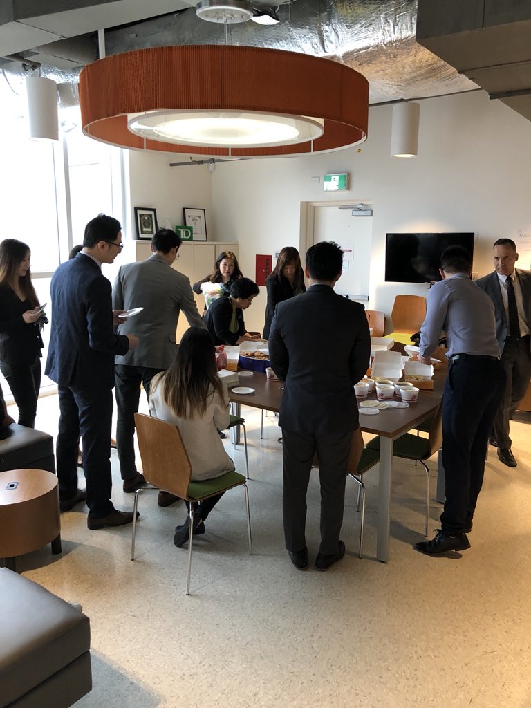 THANK YOU #TDSecurities! Our Friday can’t get any better than this! #100pcs of fried chicken personally delivered by <a href="/LeoPatierno1/">Leo Patierno</a> ❤️❤️❤️ #OneTD