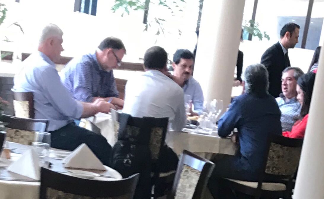 Alianza Ganar on Twitter: "Que interesante ver a Capli y Grau con el equipo de campaña de Mario Abdo, Rubiani, Arnoldo Wiens, Benigno López, Pilar Medina y Cardenas. Por sus caras de