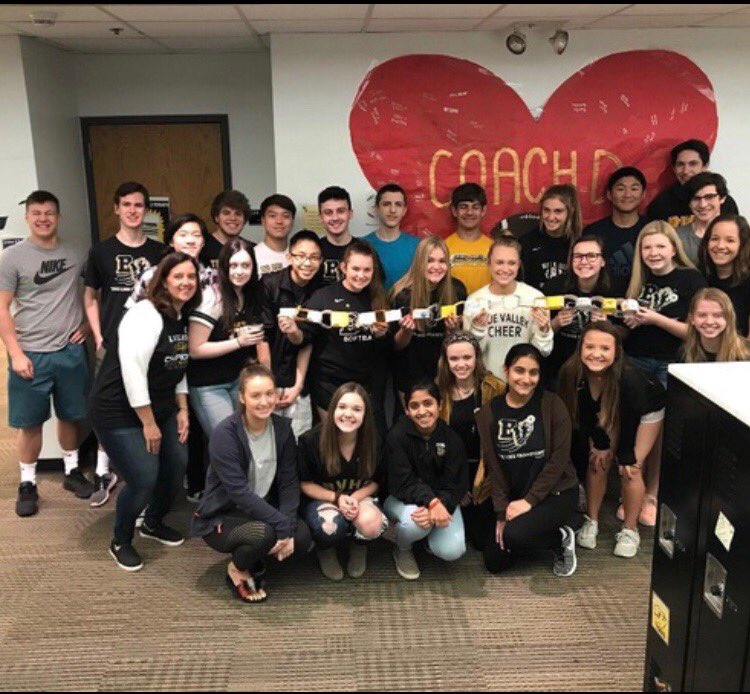 DOBSdianne's tweet photo. Mrs. Sullivan’s APUSH kids CONNECTing❤️
#GiveSevenDays #BeTheRipple #BVBestDay https://t.co/Dk9XSYtghT