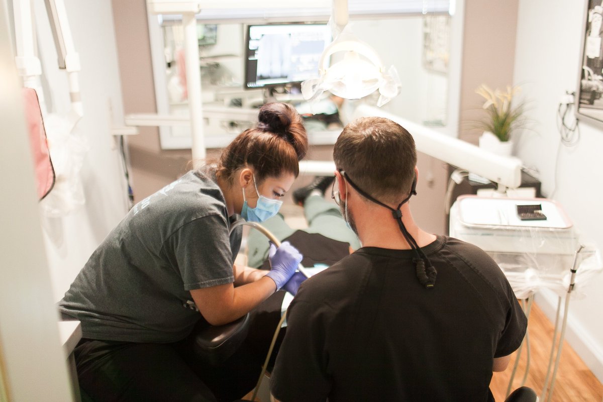 Happy Friday! We love our Fridays because we get to spend them with our patients working to make them feel more confident and love their smile. What is your favorite part about today?